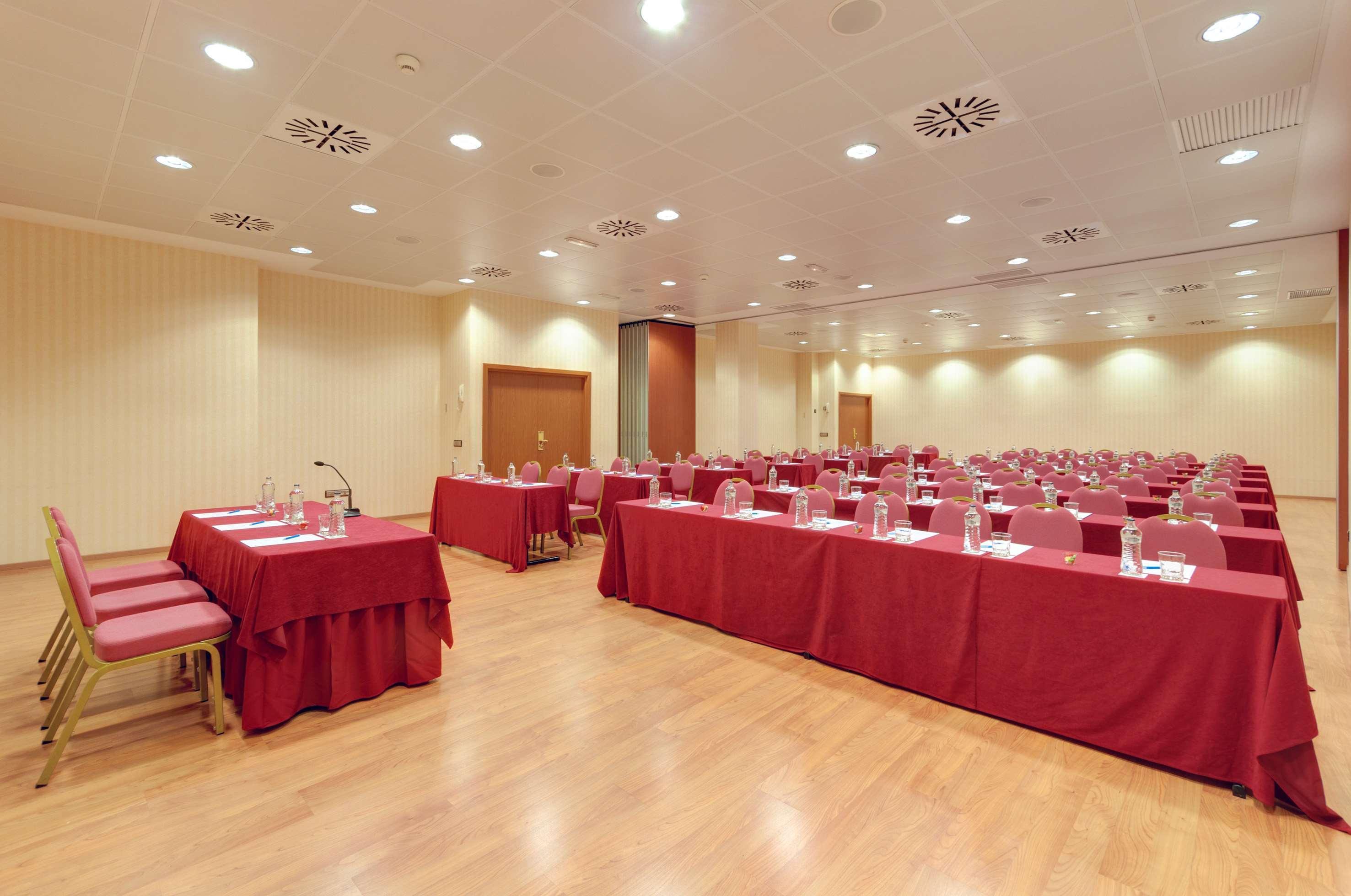 Hotel Madrid Leganes Affiliated By Melia Dış mekan fotoğraf